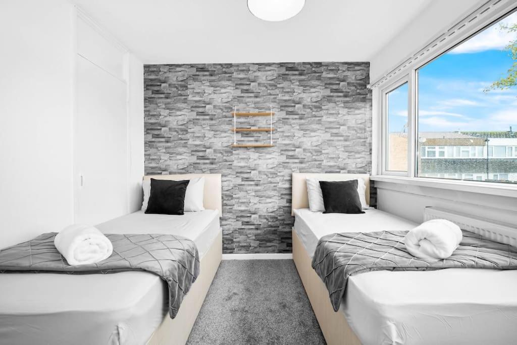 Вилла Jlr,Nec,B'Ham Airport,Entire House,Wi-Fi,Netflix Бирмингем Экстерьер фото